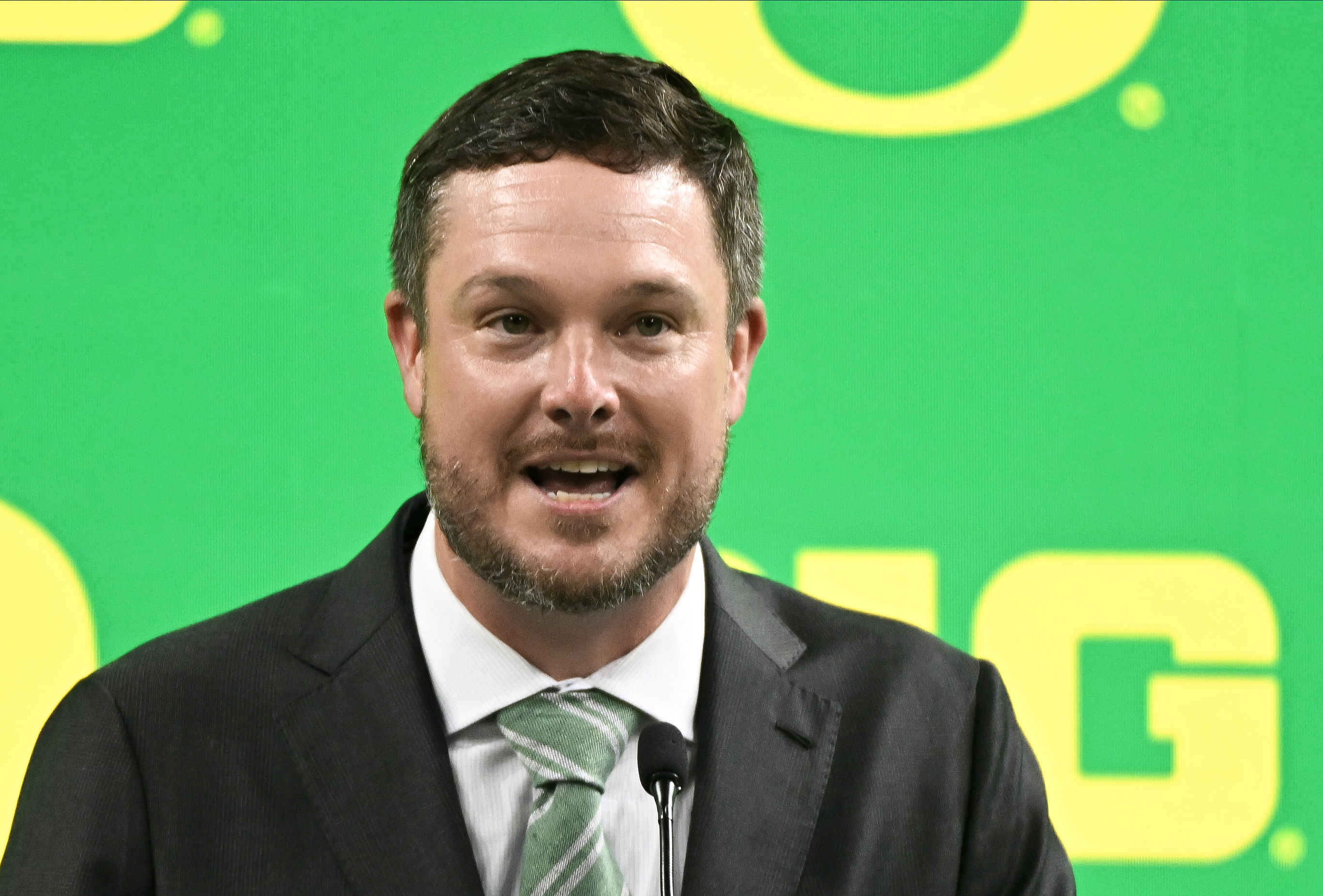 Oregon Ducks head coach Dan Lanning. (Image credit: IMAGN)